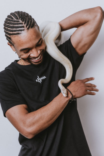 Black T-Shirt 100% Algodão